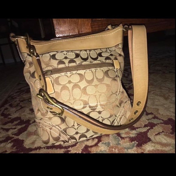 Coach Shoulder Bag - Picture 1 of 1